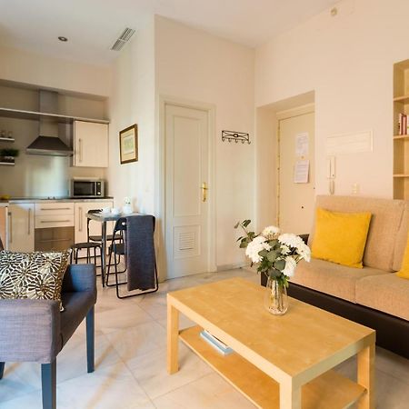 Apartamentos Altamira Sewilla Zewnętrze zdjęcie