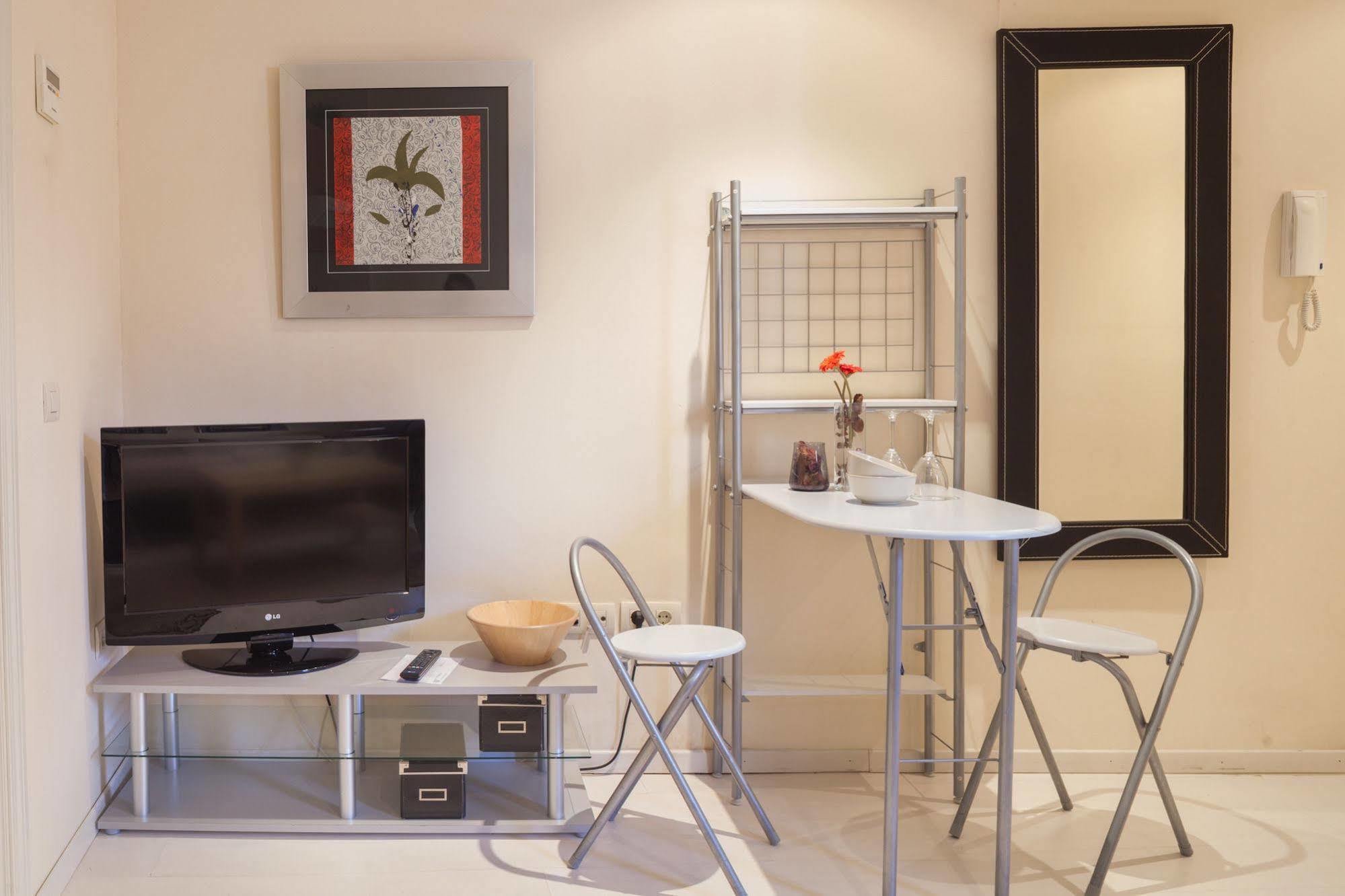 Apartamentos Altamira Sewilla Zewnętrze zdjęcie
