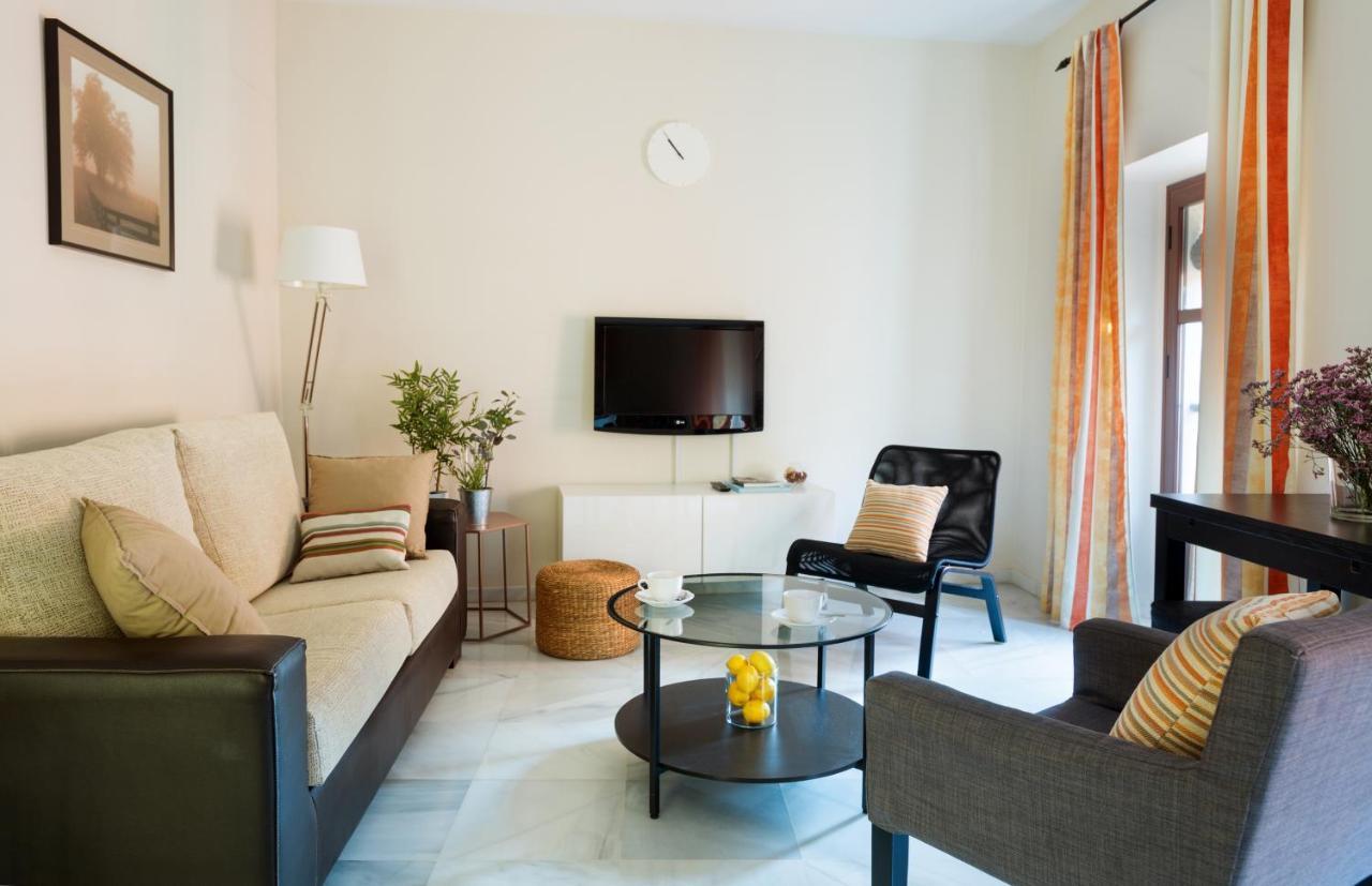 Apartamentos Altamira Sewilla Zewnętrze zdjęcie