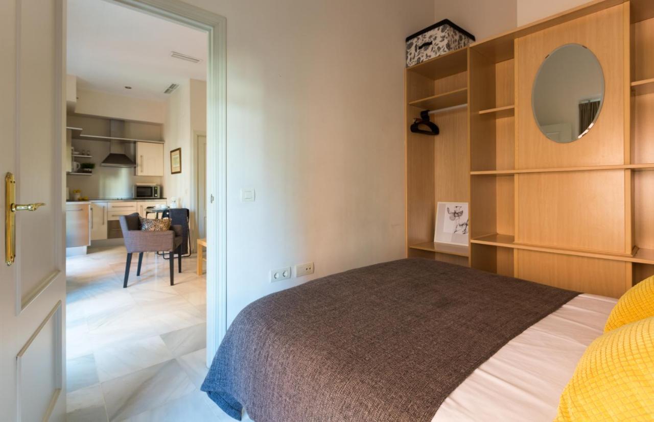 Apartamentos Altamira Sewilla Zewnętrze zdjęcie